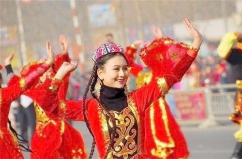 维吾尔族的风情习俗